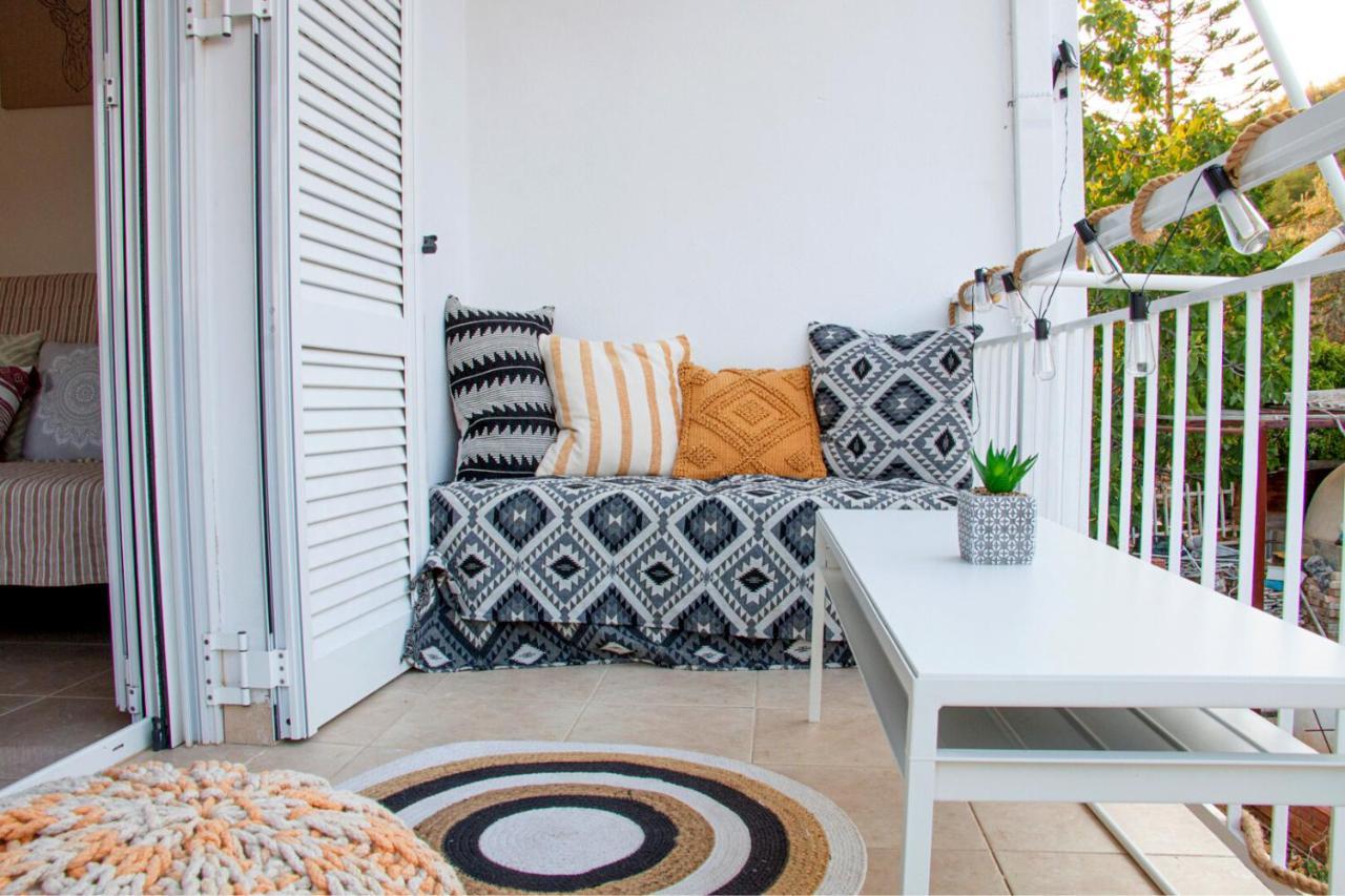 Summer Feel Suites Poros Town Екстер'єр фото
