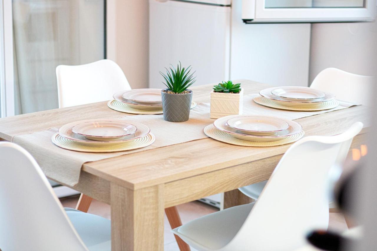 Summer Feel Suites Poros Town Екстер'єр фото